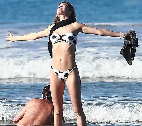 Gisele B ndchen belle étoile collection