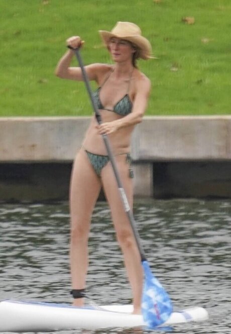 Gisele B ndchen étoile nue images