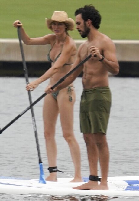 Gisele B ndchen modèle érotique image