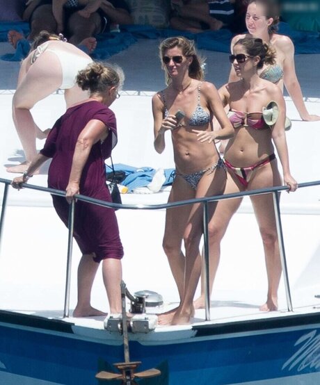 twink poilu onlyfans nus hd des photos