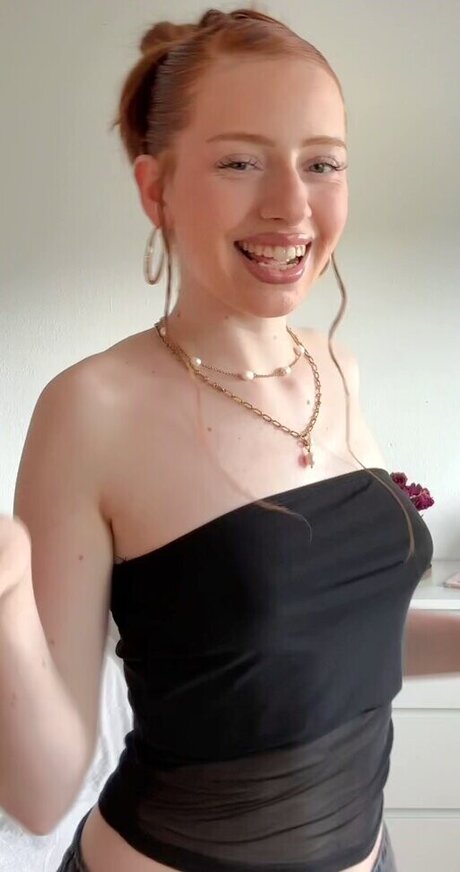 fétichisme des pieds ébène onlyfans adulte chaud galerie