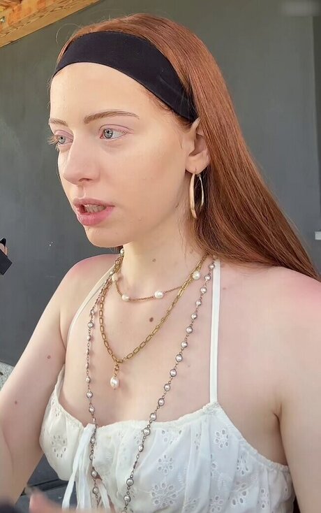 Annika eks étoile hd img