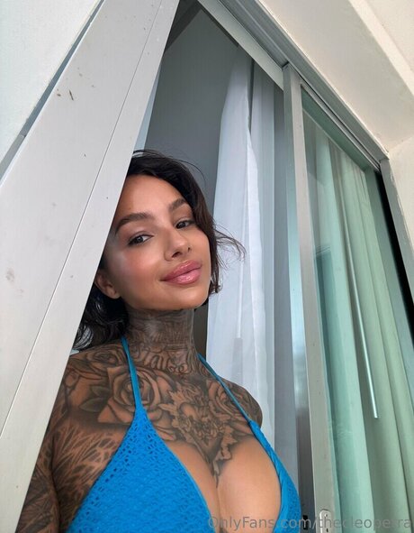 Cleo Petra modèle xxx img