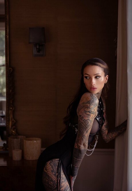 Cleo Petra jolie star du porno image