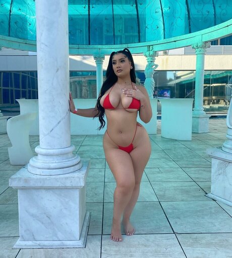 énorme gode onlyfans top jolie des photos