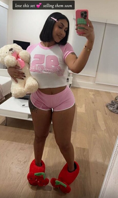 Queen Najia actrice xxx collection