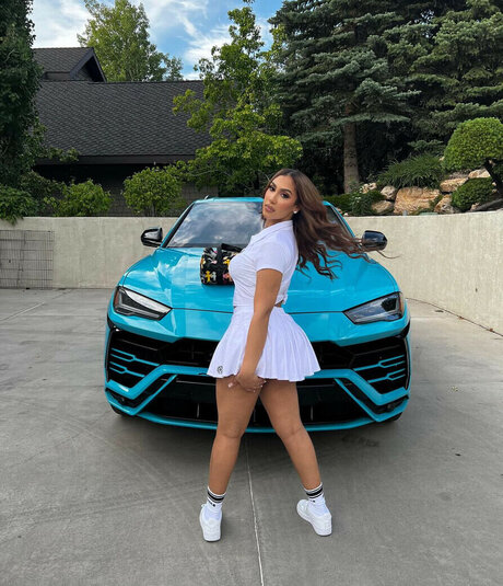 Queen Najia modèle joli collection