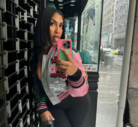 Queen Najia étoile hd photos