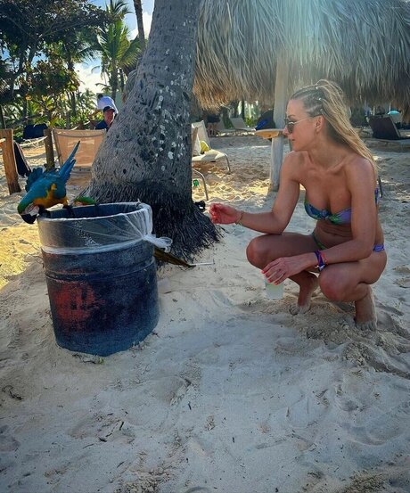 Anna Carina Woitschack étoile de l'art galeries