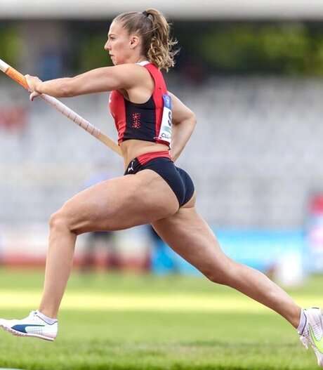 Angelica Moser joli modèle des photos