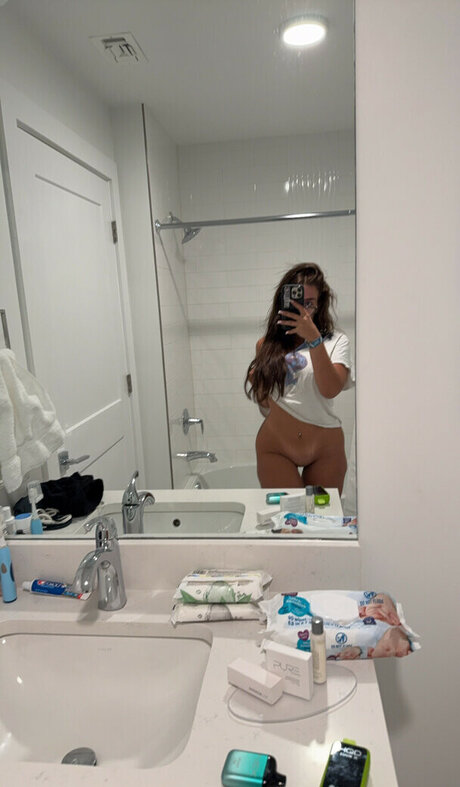 GigiTaylorrr actrice sexy image