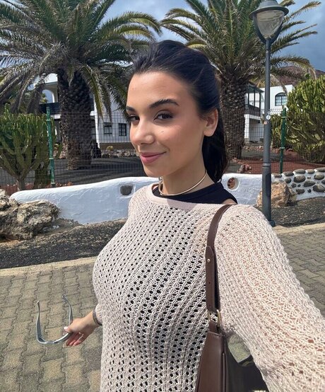 Sara Esp sito modèle pornographique galeries