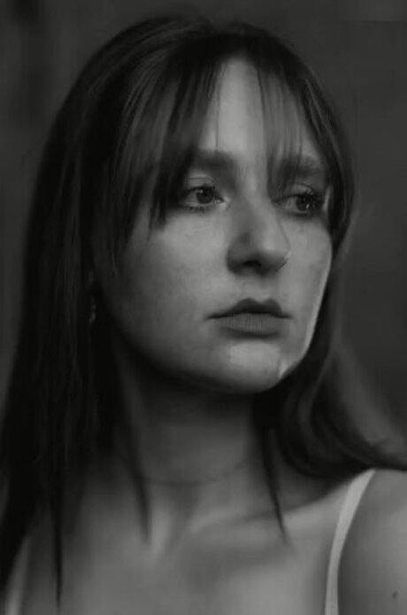 milf aux cheveux noirs onlyfans chaud érotique images