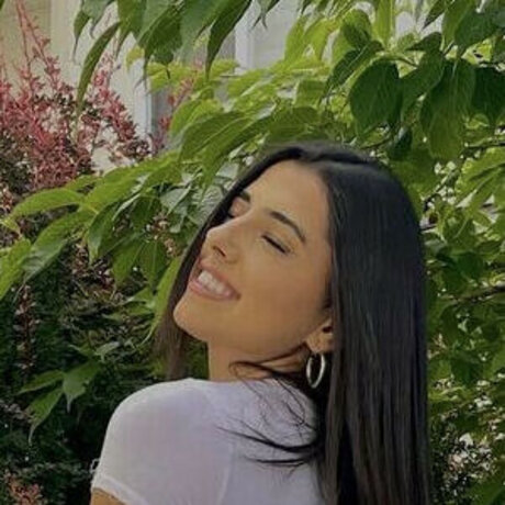 Gal Akbari actrice de nus archive