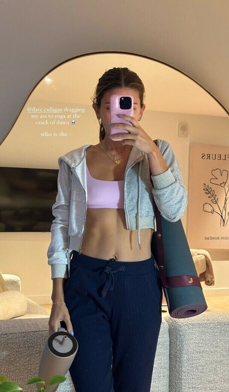 Carla Bezanson star du porno adulte image