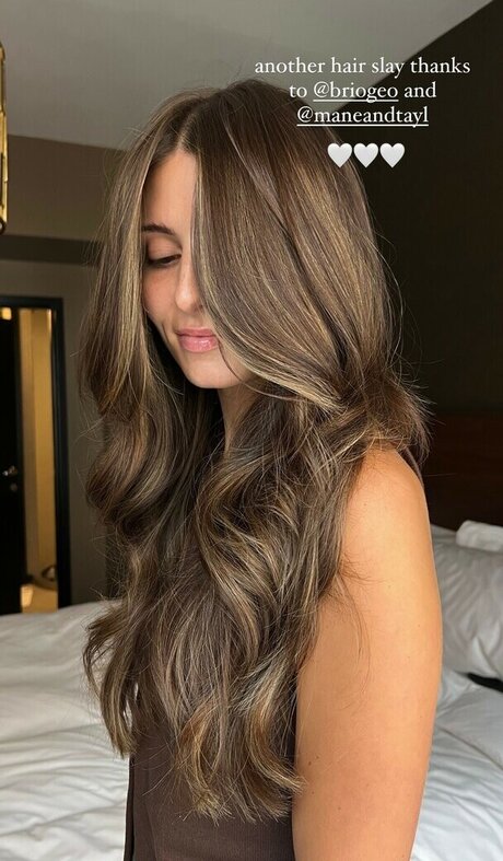 Carla Bezanson star du porno gratuit image