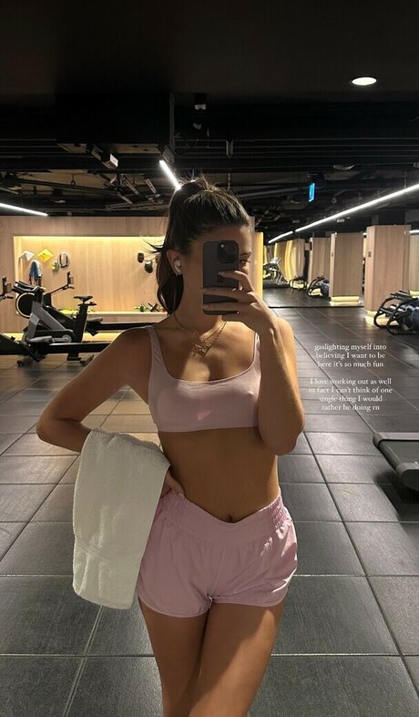 Carla Bezanson star du porno nue des photos