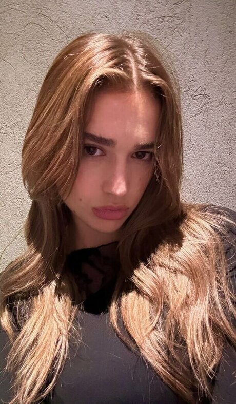 Chiara Costalunga star du porno image