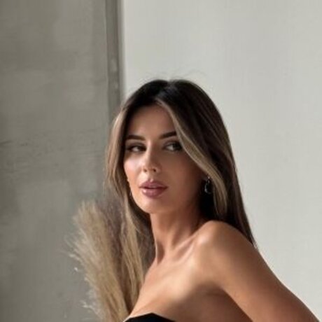 Alisa Halisa star du porno sexy photo