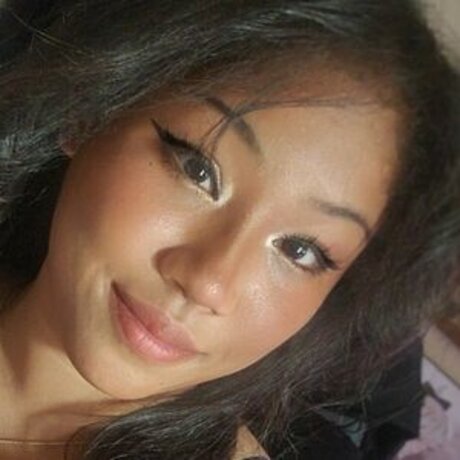 Nemuriyu actrice exclusive photos