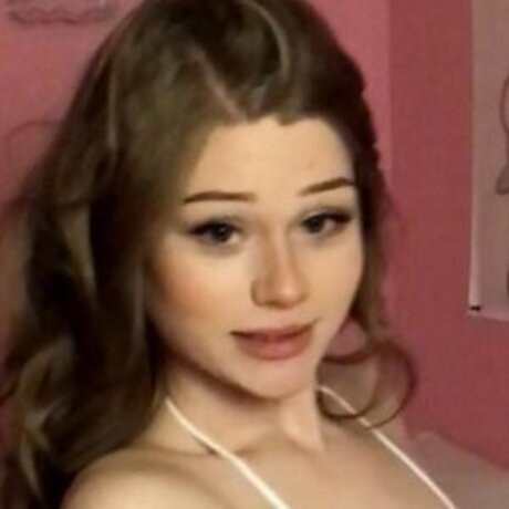 Laylah Little étoile érotique img