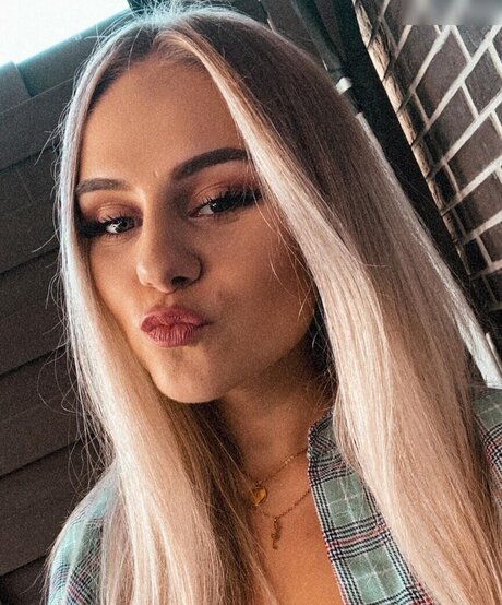 Wollnys star du porno parfaite photo