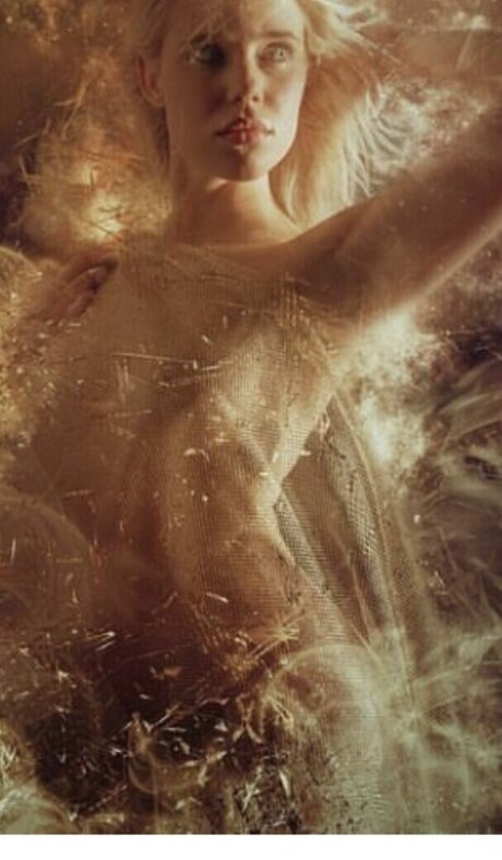 baisers lesbiens onlyfans nus img