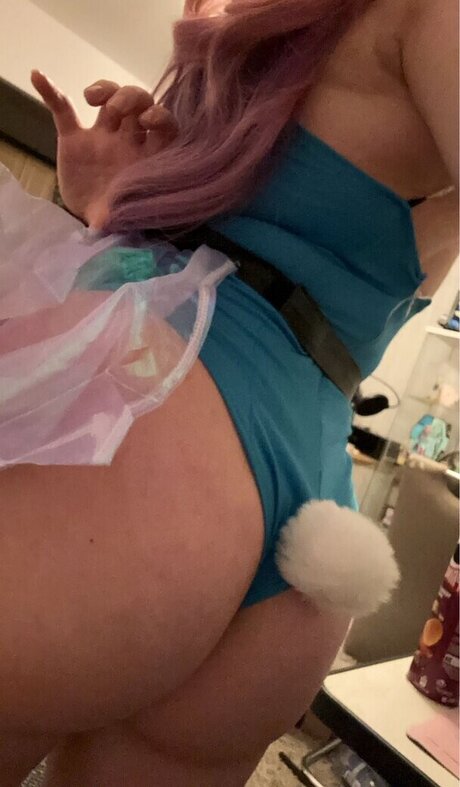 Kiwiimoon star du porno en haute qualité archive