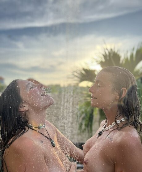 Janina Celine Jahn nus star du porno galerie