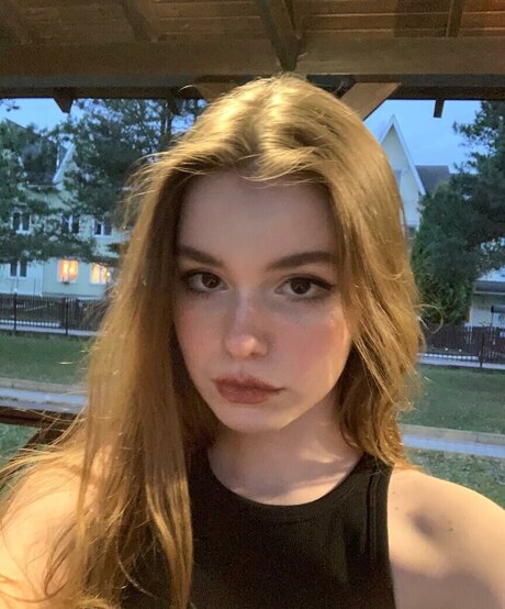 fellation transexuelle onlyfans assez pornographique des photos