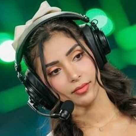 Mira Ephey Riad jolie actrice photos