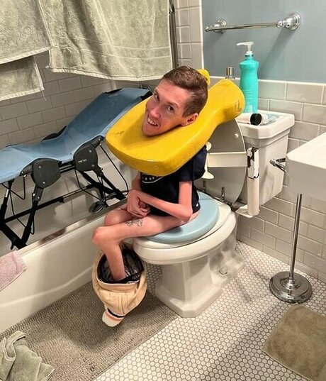 Hannah Aylward étoile sexy des photos