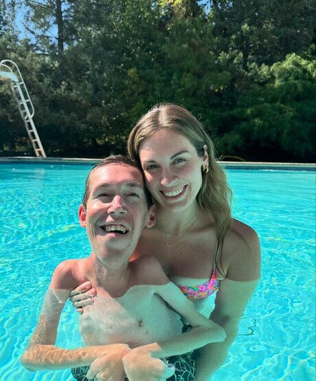 Hannah Aylward star du porno sympa img