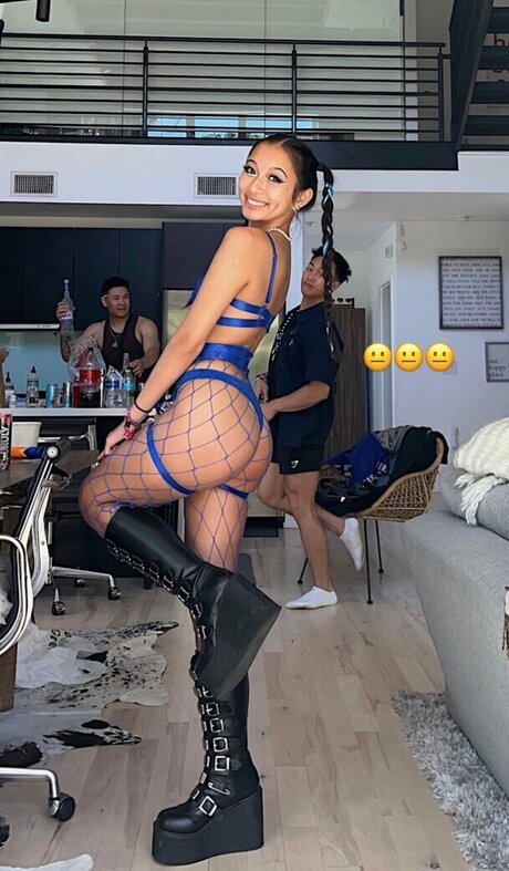 Courtney Luong top star image