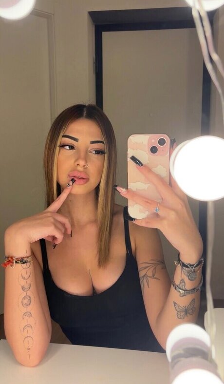 Luna Bufo meilleure star du porno galeries