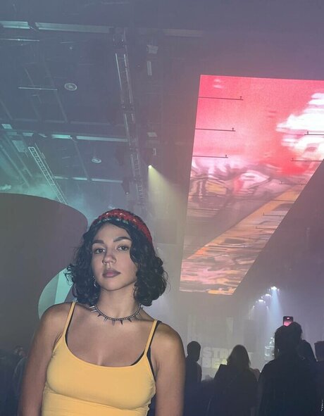 Yashankulova actrice parfaite image