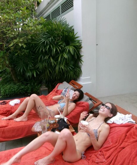 Ninonekw modèle joli archive