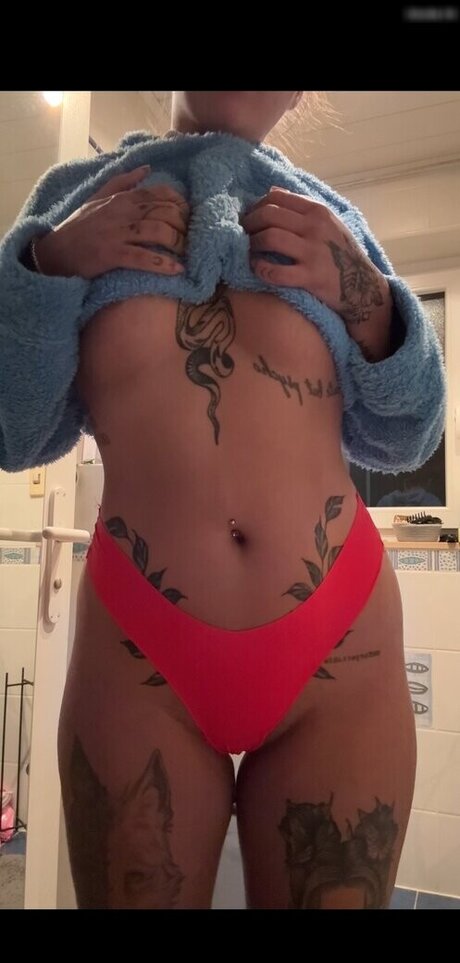 Celina Pop star du porno sympa photos