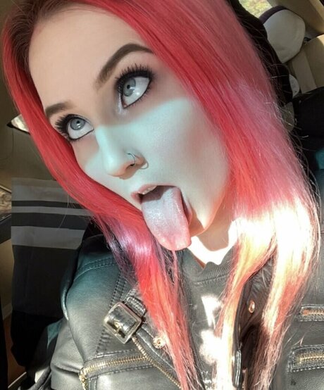 Carrie Cannie modèle xxx galeries