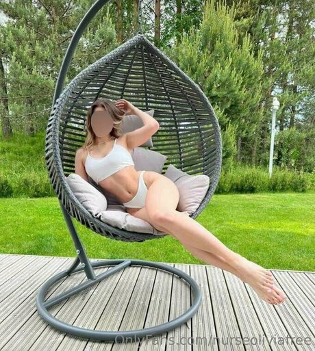 Nurse Olivia sexe star photos