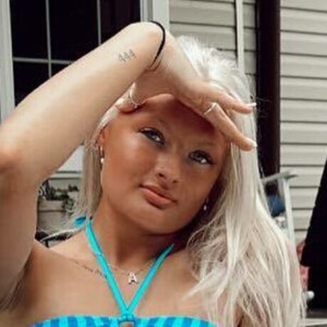 Alanna Kennedy art de star du porno image