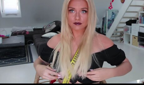 KellyMissesvlog belle star du porno des photos