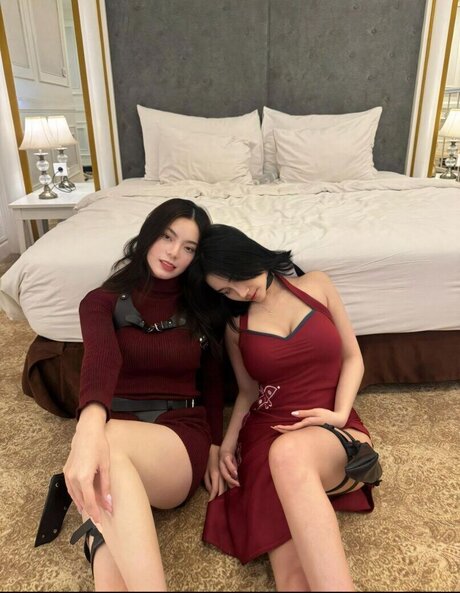 bisexuel mmf onlyfans xxx adulte image