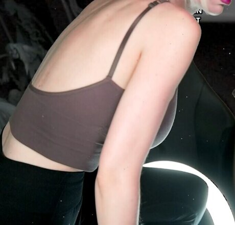 gros seins éjacule uniquementfans haut gratuit photos