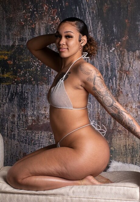 xx curlzzz xx jolie star du porno galerie
