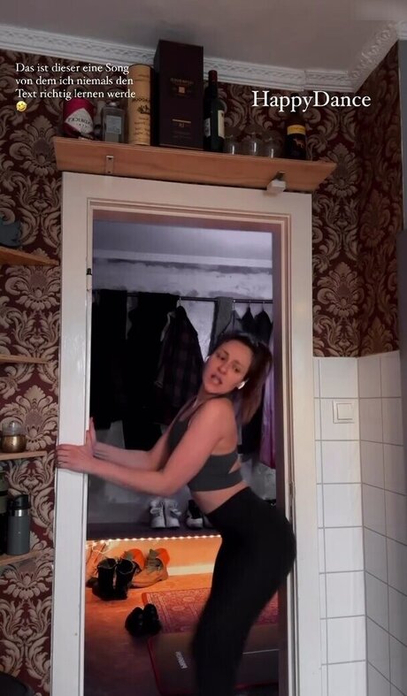 Regina Hixt modèle magnifique collection