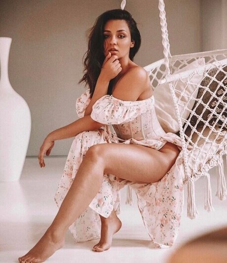 Regina Hixt belle star du porno photos