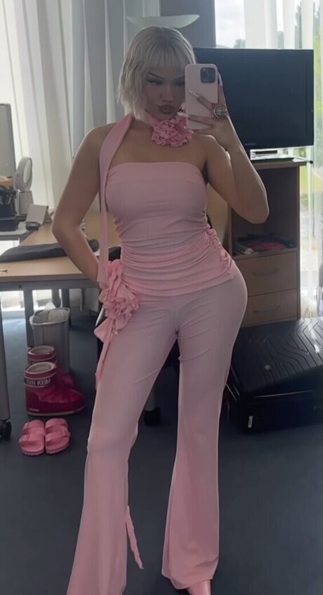 pom-pom girl asiatique onlyfans meilleur sexe images