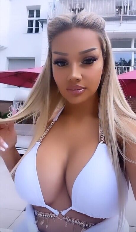 latina solo onlyfans porno artistique archive