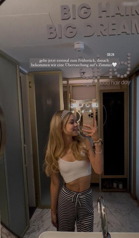 adorer onlyfans xxx image